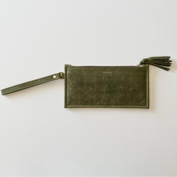 FOUNT LEATHER- THE FINLEY WRISTLET in SAGE THIS IS DISCONTINUED ❤️ - Picture 2 of 15